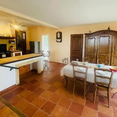 Ylang - Climatisée Cruis